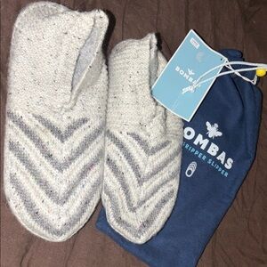 New! BOMBAS size L unisex Soft Slipper Gripper Socks Winter Slippers + dust bag